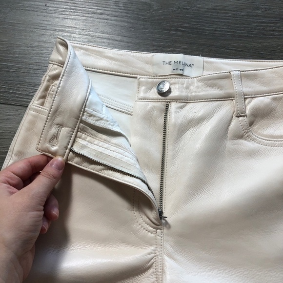 Aritzia Wilfred Melina Wide Leg High Waisted White Pleather Pants Size 0 - Picture 9 of 11